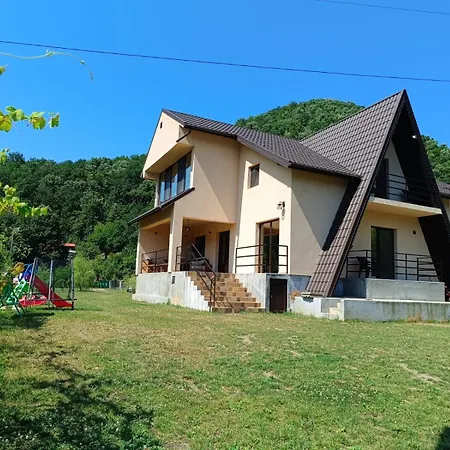Casa Colt De Rai Homestay *
